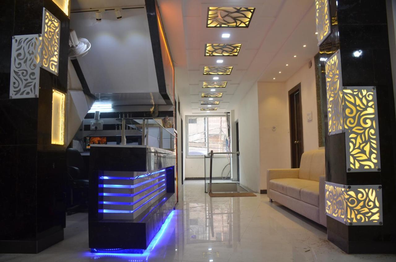 Hotel Krishna Galaxy Kanpur Extérieur photo